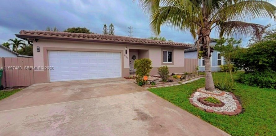 Villa ou maison à Fort Lauderdale, Floride 3 chambres, 146.6 m2 № 2070575