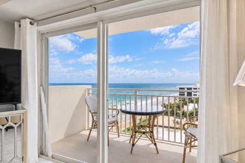 Condo in Highland Beach, Florida, 2 bedrooms № 2401224 - photo 6