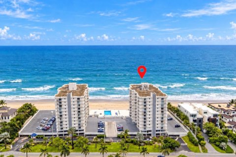 Condo in Highland Beach, Florida, 2 bedrooms  № 2401224