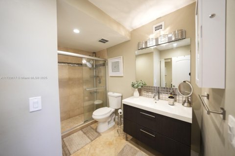 Copropriété à vendre à Hallandale Beach, Floride: 1 chambre, 78.97 m2 № 1472830 - photo 26