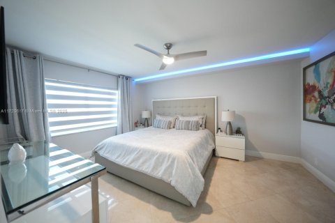 Copropriété à vendre à Hallandale Beach, Floride: 1 chambre, 78.97 m2 № 1472830 - photo 3