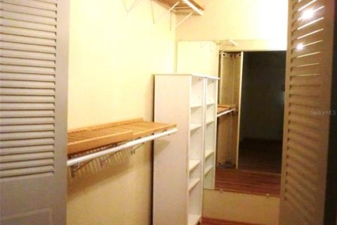 Condo in Sun City Center, Florida, 2 bedrooms  № 2277761 - photo 13