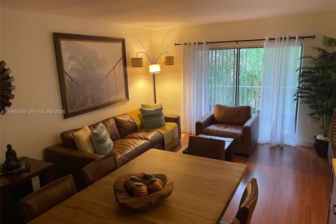 Condominio en alquiler en Miami, Florida, 1 dormitorio, 62.24 m2 № 2027205 - foto 5