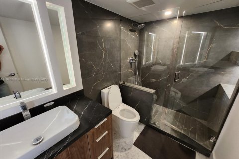 Condo in Miami Beach, Florida, 2 bedrooms № 1959294 - photo 6