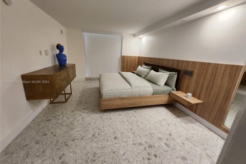 Condo in Miami Beach, Florida, 2 bedrooms № 1959294 - photo 9