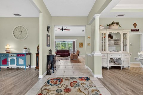 Villa ou maison à vendre à Wesley Chapel, Floride: 4 chambres, 288.37 m2 № 2133712 - photo 8