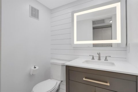 Купить кондоминиум в Дирфилд-Бич, Флорида 4 комнаты, 65.03м2, № 2146143 - фото 8