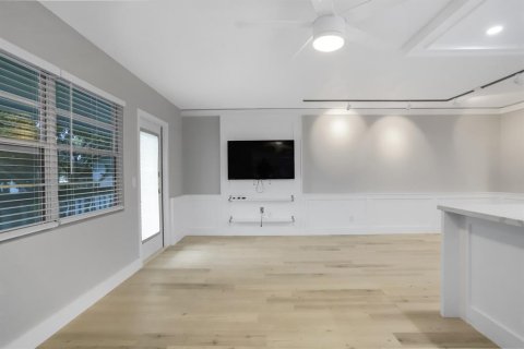 Купить кондоминиум в Дирфилд-Бич, Флорида 4 комнаты, 65.03м2, № 2146143 - фото 6