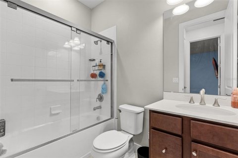 House in ESTATES AT LAKEVIEW PRESERVE in Winter Garden, Florida 4 bedrooms, 192.31 sq.m. № 1827001 - photo 25