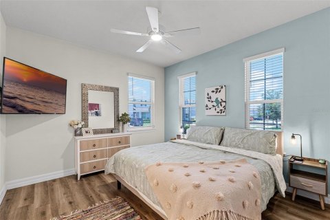 House in ESTATES AT LAKEVIEW PRESERVE in Winter Garden, Florida 4 bedrooms, 192.31 sq.m. № 1827001 - photo 20