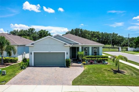House in ESTATES AT LAKEVIEW PRESERVE in Winter Garden, Florida 4 bedrooms, 192.31 sq.m. № 1827001 - photo 1