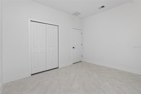 Villa ou maison à vendre à Port Charlotte, Floride: 4 chambres, 185.71 m2 № 2226836 - photo 28