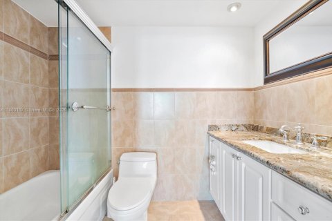 Condominio en venta en Hollywood, Florida, 2 dormitorios, 102.19 m2 № 1961577 - foto 18