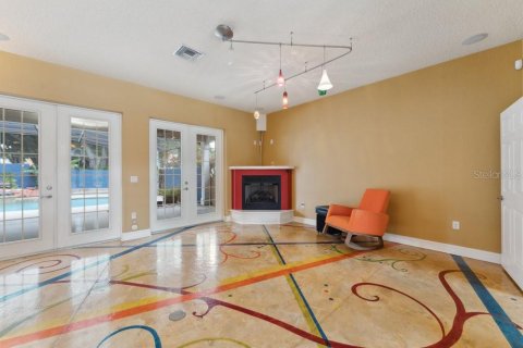 House in Eustis, Florida 5 bedrooms, 271.83 sq.m. № 1670849 - photo 11