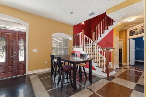 House in Eustis, Florida 5 bedrooms, 271.83 sq.m. № 1670849 - photo 14