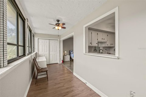 Condominio en venta en Tarpon Springs, Florida, 2 dormitorios, 91.04 m2 № 1837647 - foto 16