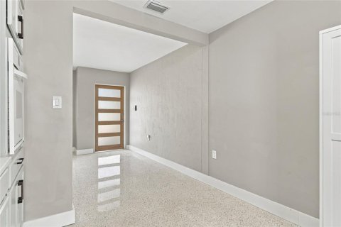 Appartement à louer à Saint Petersburg, Floride: 2 chambres, 74.32 m2 № 2386247 - photo 21