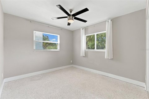 Appartement à louer à Saint Petersburg, Floride: 2 chambres, 74.32 m2 № 2386247 - photo 8