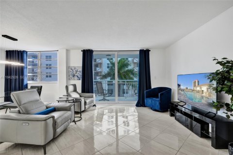 Copropriété à vendre à Hallandale Beach, Floride: 1 chambre, 89.65 m2 № 1999331 - photo 7