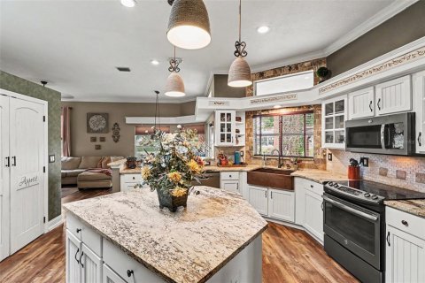 Casa en venta en Melbourne, Florida, 4 dormitorios, 263.84 m2 № 2197071 - foto 13