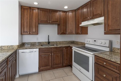 Immobilier commercial à vendre à Sarasota, Floride: 4 chambres, 168.8 m2 № 2425392 - photo 7