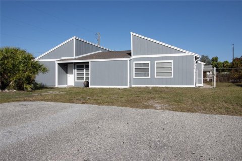Immobilier commercial à Sarasota, Floride 4 chambres, 168.8 m2 № 2425392