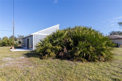 Immobilier commercial à vendre à Sarasota, Floride: 4 chambres, 168.8 m2 № 2425392 - photo 4