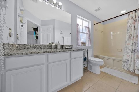 Townhouse in Davenport, Florida 3 bedrooms, 138.61 sq.m. № 1910380 - photo 21