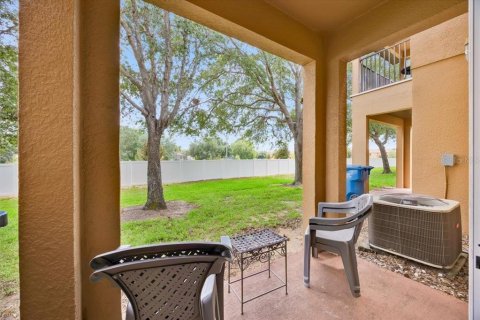 Townhouse in Davenport, Florida 3 bedrooms, 138.61 sq.m. № 1910380 - photo 26