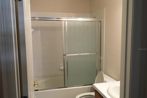 Copropriété à louer à Gibsonton, Floride: 2 chambres, 126.35 m2 № 1904884 - photo 6
