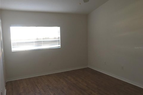 Condominio en alquiler en Gibsonton, Florida, 2 dormitorios, 126.35 m2 № 1904884 - foto 5