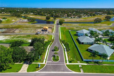 House in Palm Bay, Florida 5 bedrooms, 226.12 sq.m. № 2207560 - photo 26