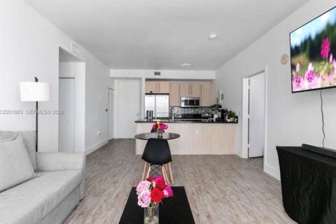 Copropriété à louer à Miami, Floride: 2 chambres, 94.02 m2 № 2251398 - photo 3
