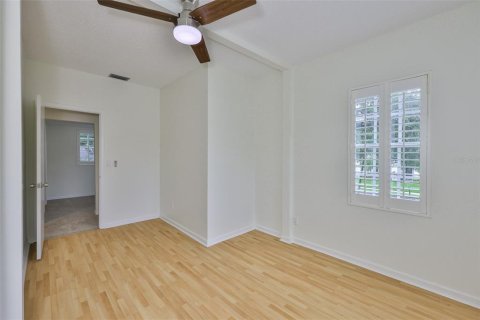 Casa en venta en Tampa, Florida, 4 dormitorios, 193.05 m2 № 1798210 - foto 27