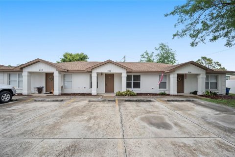Propiedad comercial en Bartow, Florida 26 dormitorios, 928.47 m2 № 2114813