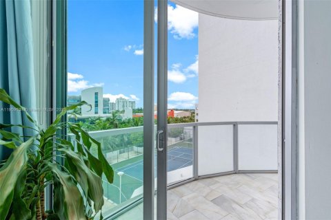 Condominio en venta en Aventura, Florida, 2 dormitorios, 111.85 m2 № 1965436 - foto 25