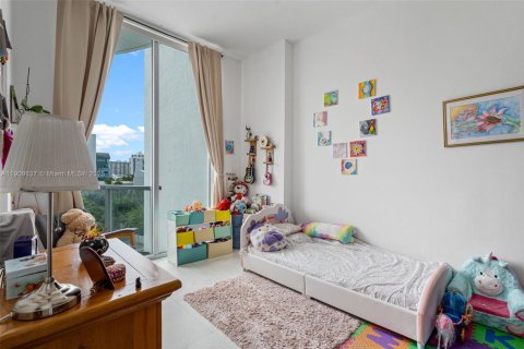 Condominio en venta en Aventura, Florida, 2 dormitorios, 111.85 m2 № 1965436 - foto 21