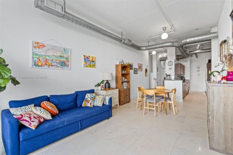 Condominio en venta en Aventura, Florida, 2 dormitorios, 111.85 m2 № 1965436 - foto 7