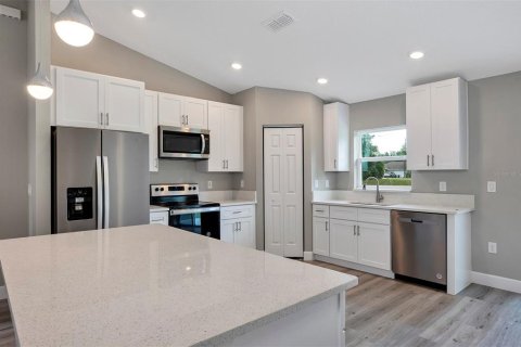 Casa en alquiler en Ocala, Florida, 3 dormitorios, 133.69 m2 № 1915339 - foto 3