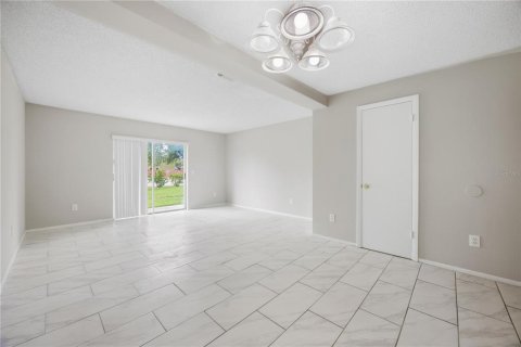 Copropriété à louer à Kissimmee, Floride: 3 chambres, 101.08 m2 № 2389247 - photo 4