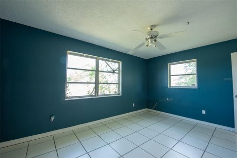 Casa en venta en Port Charlotte, Florida, 3 dormitorios, 147.9 m2 № 1634504 - foto 9