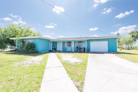 Casa en venta en Port Charlotte, Florida, 3 dormitorios, 147.9 m2 № 1634504 - foto 7