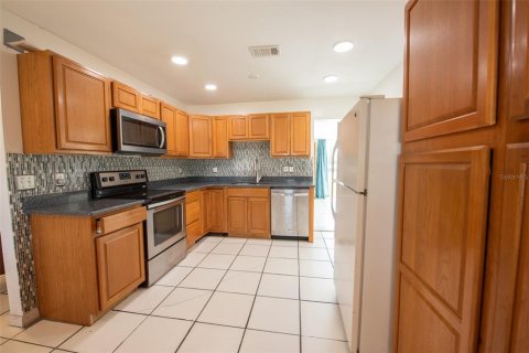 Casa en venta en Port Charlotte, Florida, 3 dormitorios, 147.9 m2 № 1634504 - foto 4