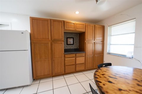 Casa en venta en Port Charlotte, Florida, 3 dormitorios, 147.9 m2 № 1634504 - foto 17