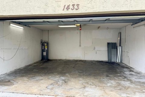 Casa en alquiler en Homestead, Florida, 2 dormitorios, 125.23 m2 № 2047286 - foto 17