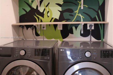 Casa en alquiler en Homestead, Florida, 2 dormitorios, 125.23 m2 № 2047286 - foto 10