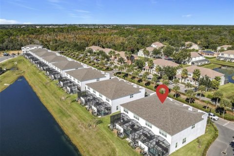Villa ou maison à vendre à Clermont, Floride: 3 chambres, 172.33 m2 № 2341535 - photo 2