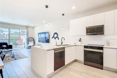Villa ou maison à vendre à Clermont, Floride: 3 chambres, 172.33 m2 № 2341535 - photo 14