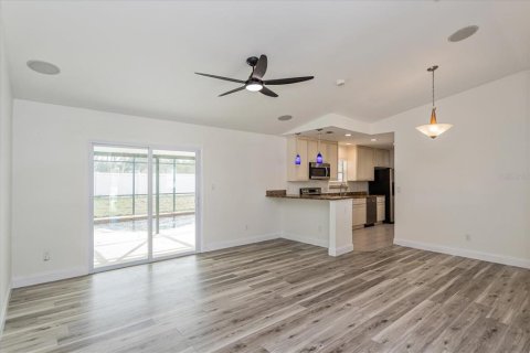 Villa ou maison à vendre à Ocoee, Floride: 3 chambres, 118.73 m2 № 2225683 - photo 4