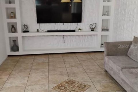 Купить виллу или дом в Киссимми, Флорида 3 комнаты, 205.78м2, № 1675771 - фото 3